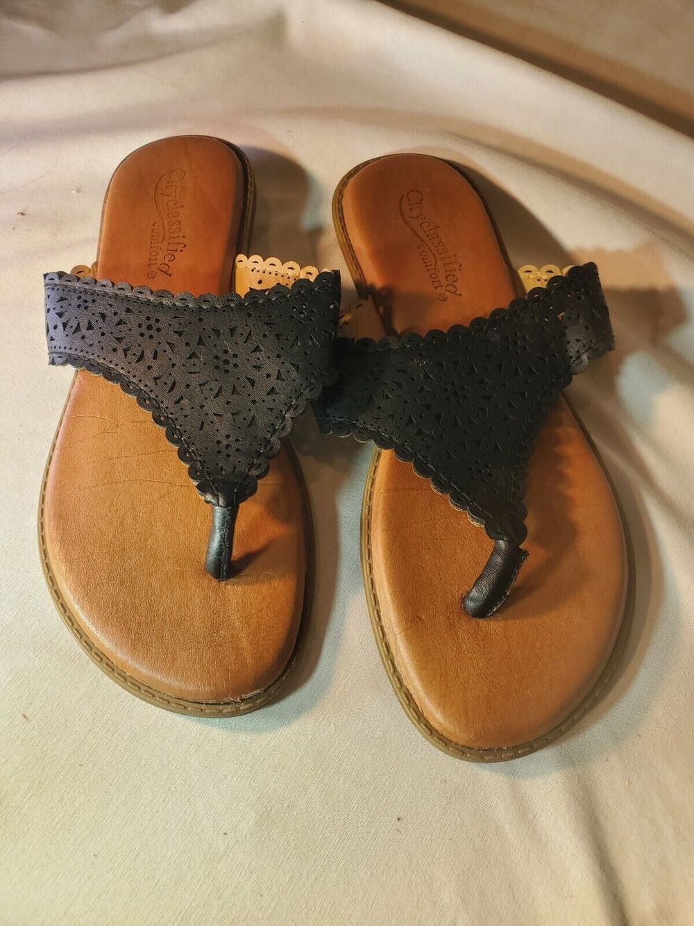 Womens City Classified Comfort Black Lace Style Leatherette Sandals Size 7.5